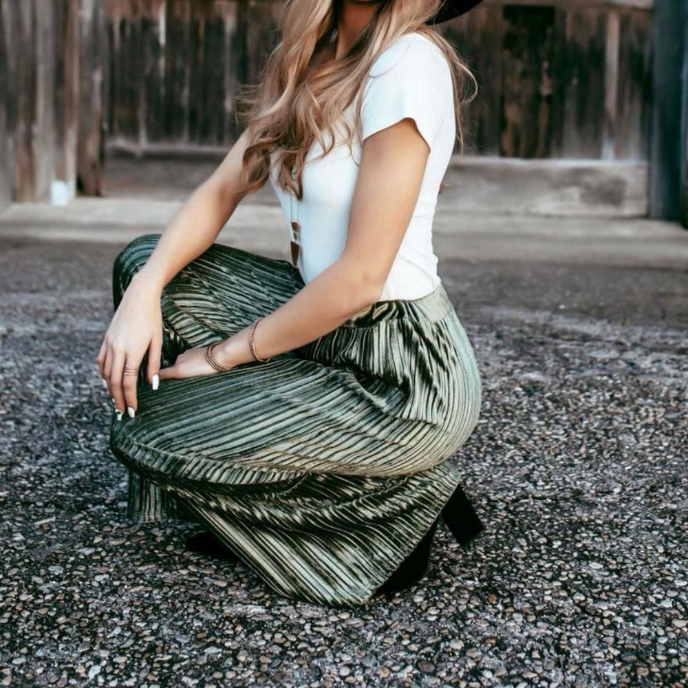 Green Pleated Pants🌵